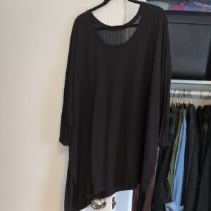 Terra & Sky Black Tunic Top